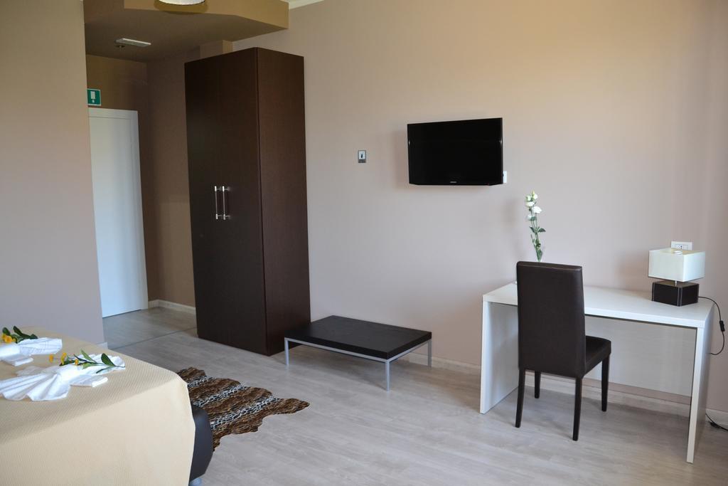 Fly In The World B&B Fiumicino Pokoj fotografie